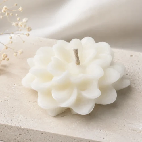 Beyaz Lotus Mum