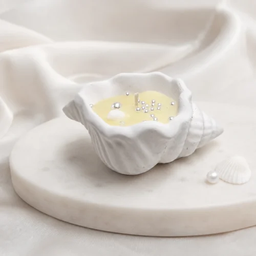 Derin İstiridye İncili Mum